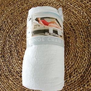 The Ultimate Lounge Chair Cover